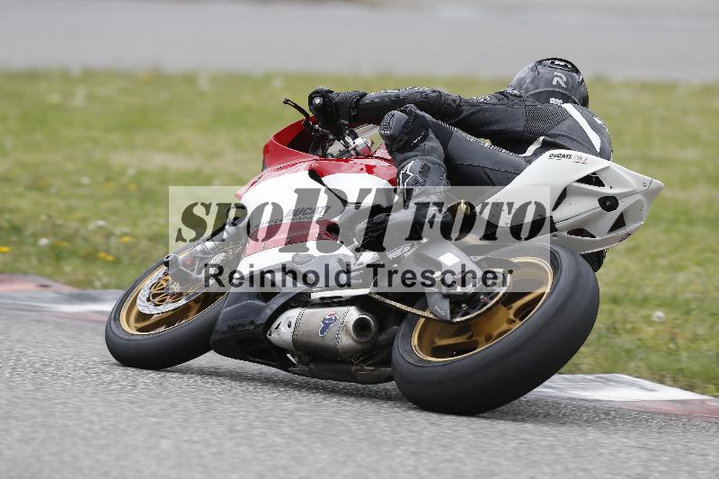 /Archiv-2025/08 20.04.2025 Speer Racing ADR/Gruppe gruen/247